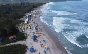 Ubatuba é a 2ª melhor praia para aprender a surfar