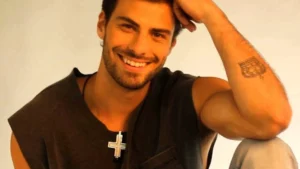 Lucas Malvacini internado por reação a ácaros na Indonésia