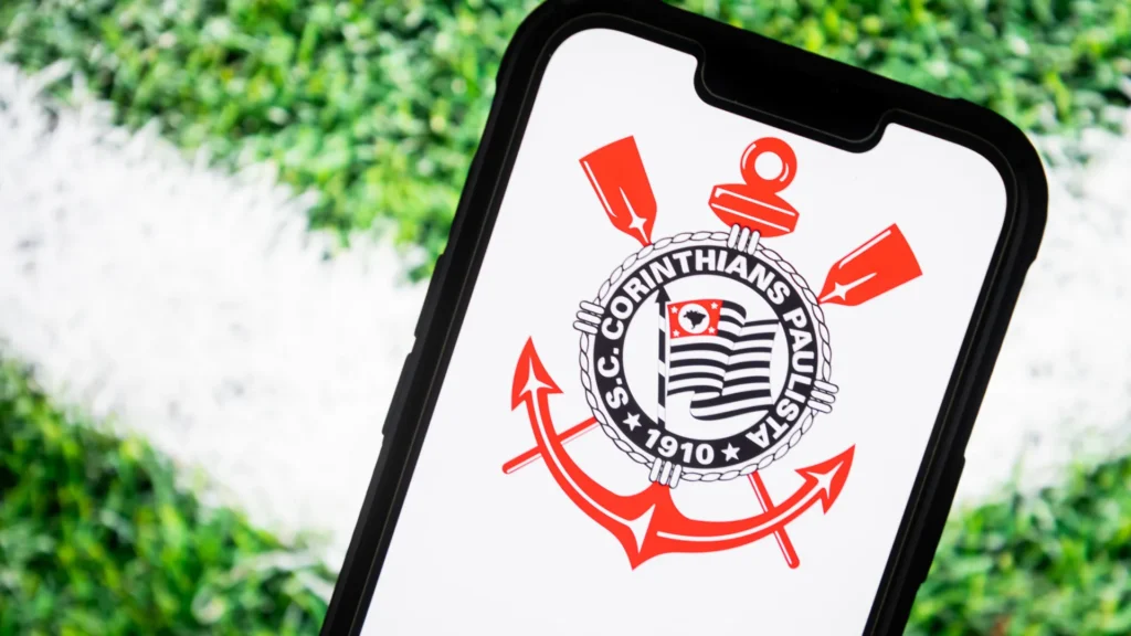 Corinthians destaca criatividade em janela de transferências