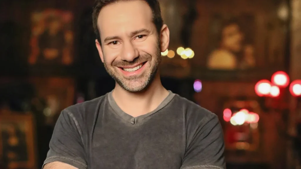 Dono de OnlyFans morre após luta contra câncer aos 43