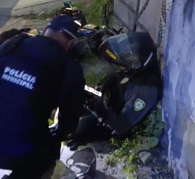 Suspeito é detido após cerco policial e apreensão de drogas