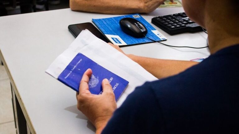 Guarujá Oferece 32 Vagas para Construção Civil em Urgência