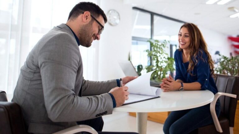 InvestSP oferece vagas com salário de R$ 10,2 mil em São Paulo