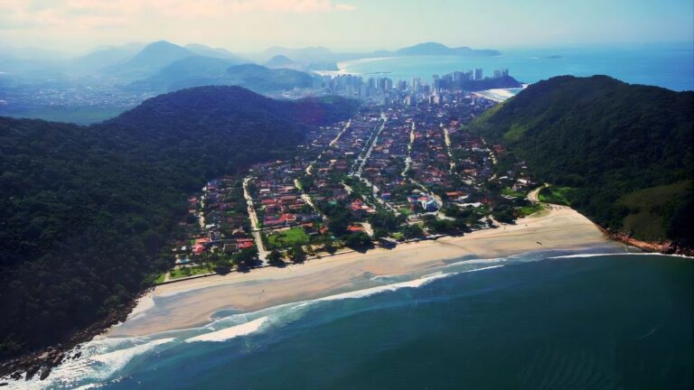 Guaiúba: Praia Tranquila e Sem Agitação em Guarujá