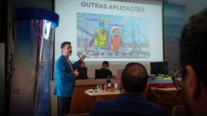 Porto de Santos reúne startups em evento de economia azul