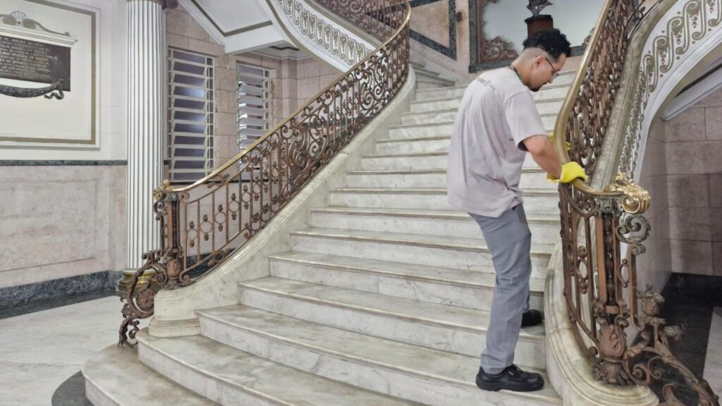 Prodesan abre 20 vagas para auxiliar de limpeza em Santos