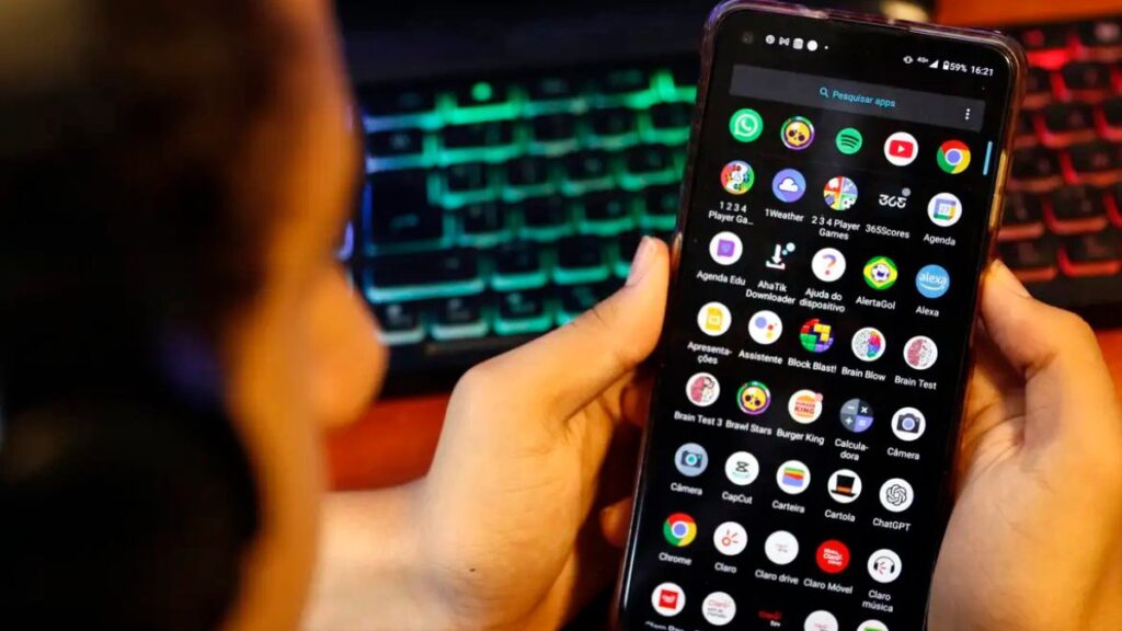 Veja os principais pontos do ECA Digital, conhecido como Lei Felca