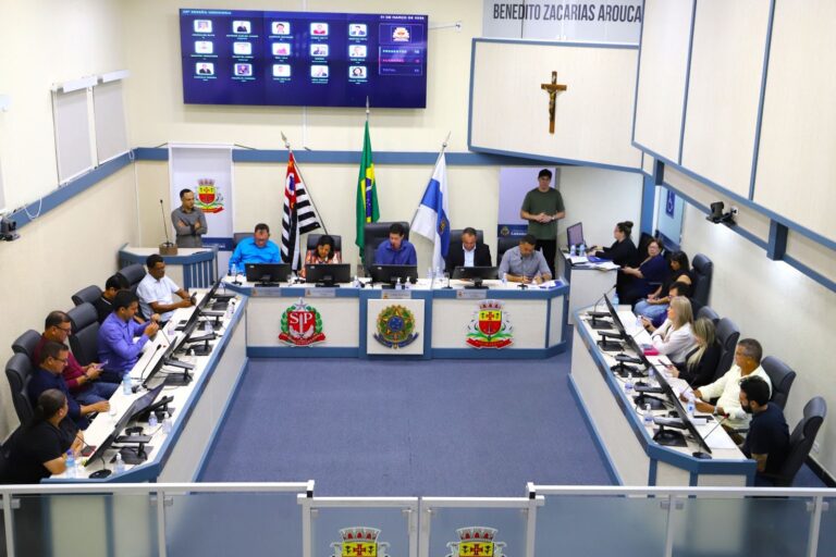 Câmara aprova projeto para melhorar atendimento de alunos com autismo em Caraguatatuba