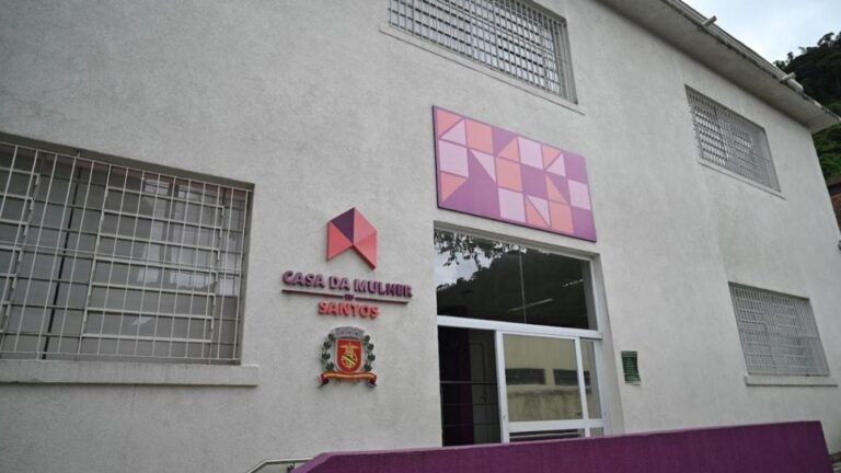 Mulheres de Santos aprendem manutenção mecânica de graça