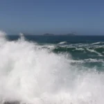 Litoral Norte alertado: ondas de até 3 metros podem assustar