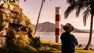 Ilhabela se torna um laboratório de realidade aumentada com faróis