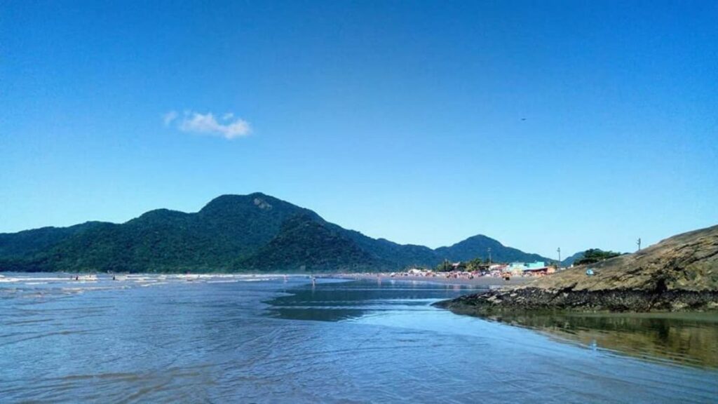 Praia do Guaraú: um destino de ouro para os turistas!