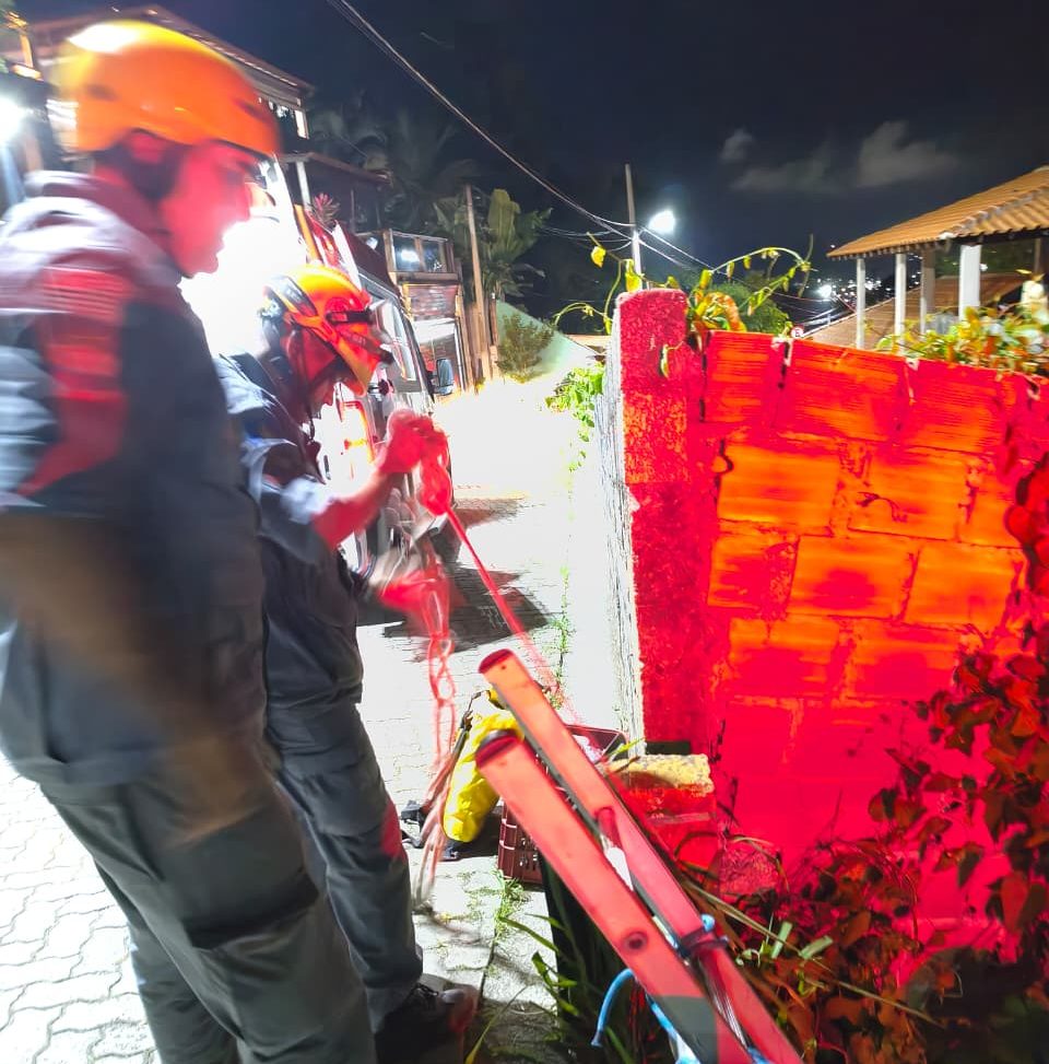 Homem alcoolizado caído de ponte em Ilhabela