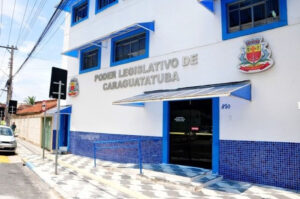 Câmara de Caraguatatuba debate cemitérios verticais e crematórios