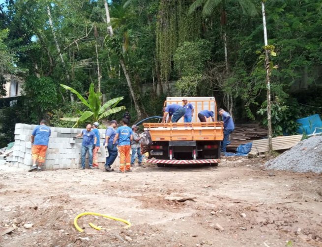 Prefeitura embarga obras ilegais no Piavú em São Sebastião