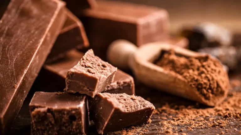 Herói ou vilão? Especialista explica efeitos do chocolate para a saúde