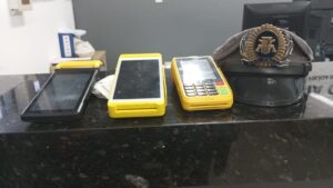 Dupla de estelionatários é presa em flagrante em Ubatuba