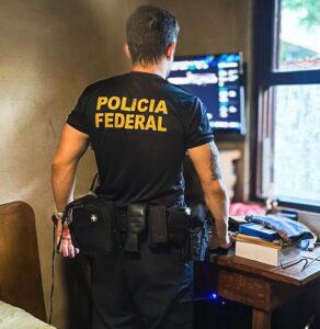 PF prende traficante de meninas em operação de combate à exploração infantil em São Sebastião