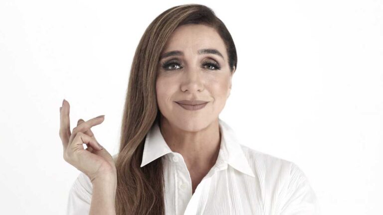 Marisa Orth leva São Sebastião à risada com 'Tá de Graça'