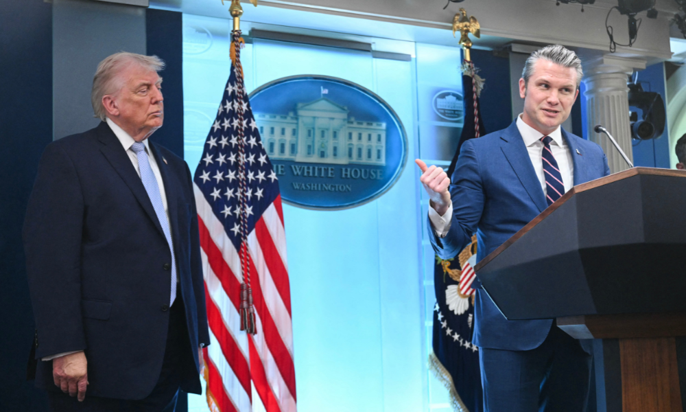 Secretário de Guerra de Trump mentiu sobre Irã em reunião secreta