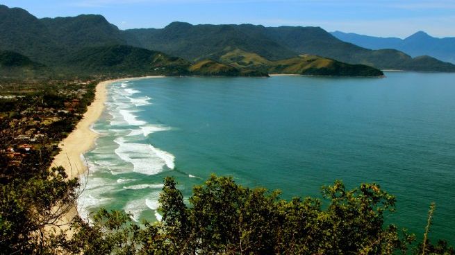 Praia de Toque-Toque Grande desperta fascínio com 600 metros de areia branca