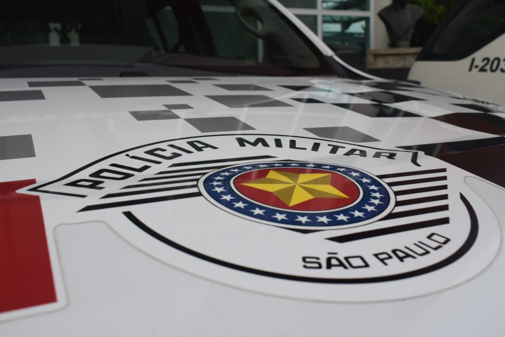 Policiais Militares salvam bebê de dois meses de engasgo em Caraguatatuba