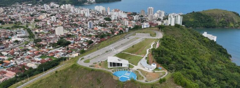 Prefeitura de Caraguatatuba é convidada a justificar atraso na concessão de área turística