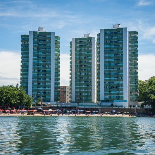 Turismo em Caraguatatuba dispara com 82% de ocupação