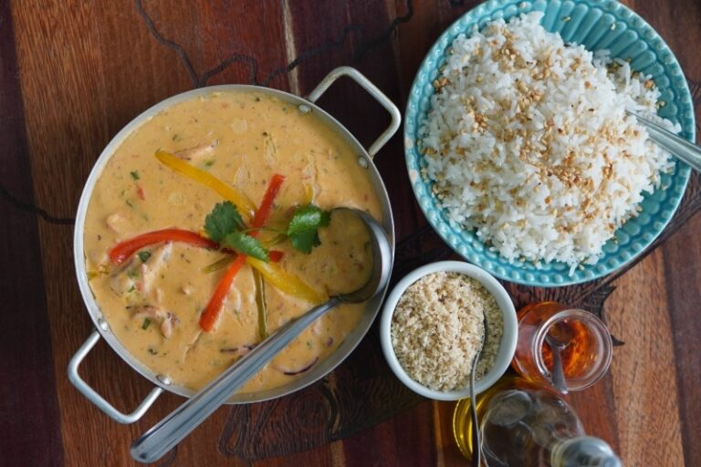 Culinária caiçara de Ilhabela valoriza ingredientes frescos