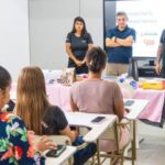 Alunos do curso de Assistente Administrativo recebem certificação