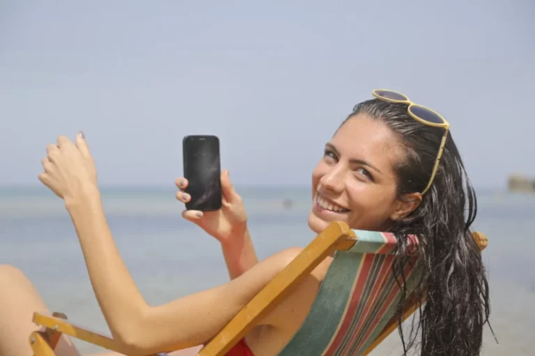 Viagens Esportivas: Escolha o eSIM Ideal para Conexão Segura