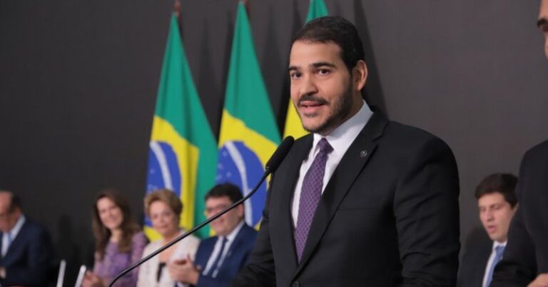 Randolfe Rodrigues prevê aprovação de Messias ao STF