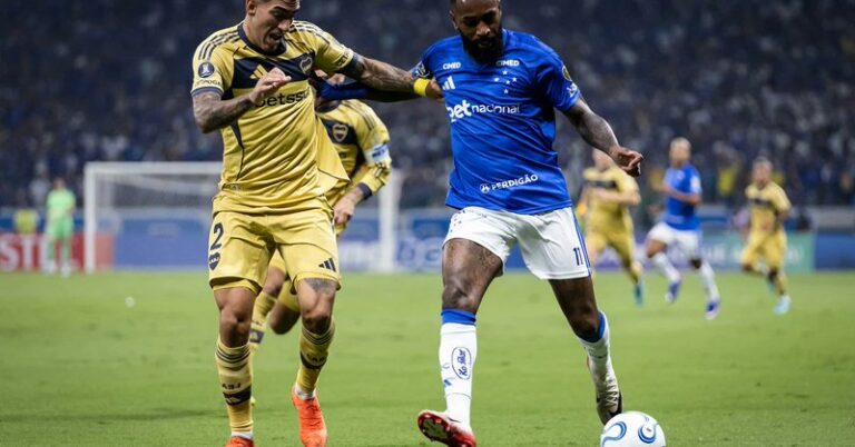 Cruzeiro denuncia racismo de torcedores do Boca