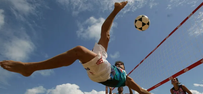 São Sebastião recebe elite do futevôlei no Pan-Americano 2026 neste fim de semana