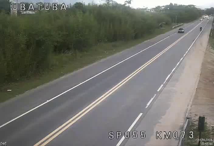 Tráfego intenso na SP 055 Rio-Santos