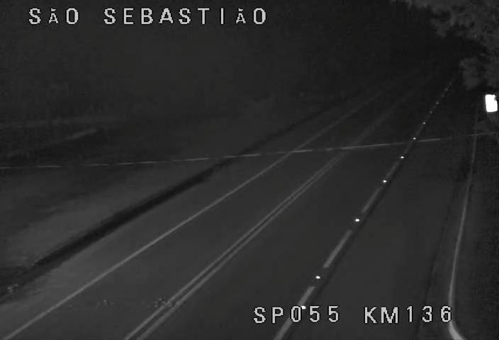 Tráfego normal na SP 055 Rio-Santos