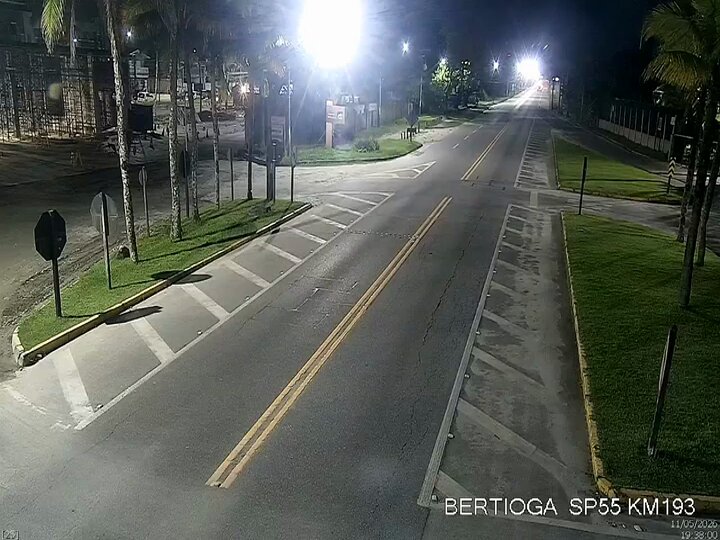 Tráfego normal em trecho da SP 055 Rio-Santos