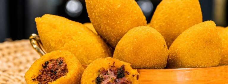 Fundo Social de Caraguatatuba oferece curso de bolinho caipira