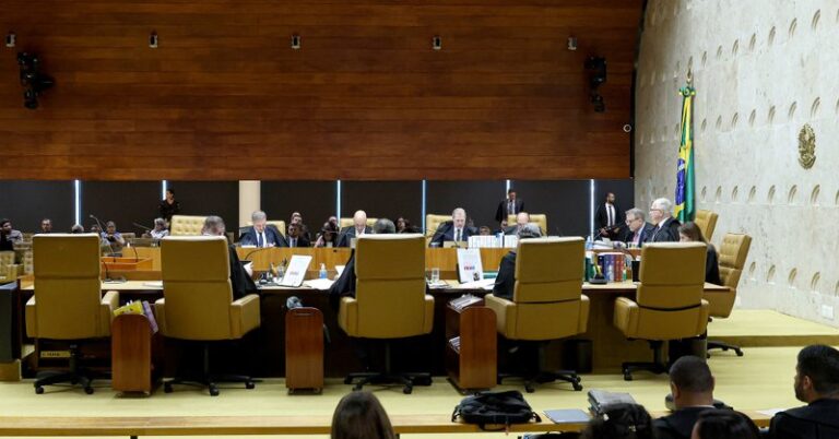 STF preserva penduricalho e salários de procuradores chegam