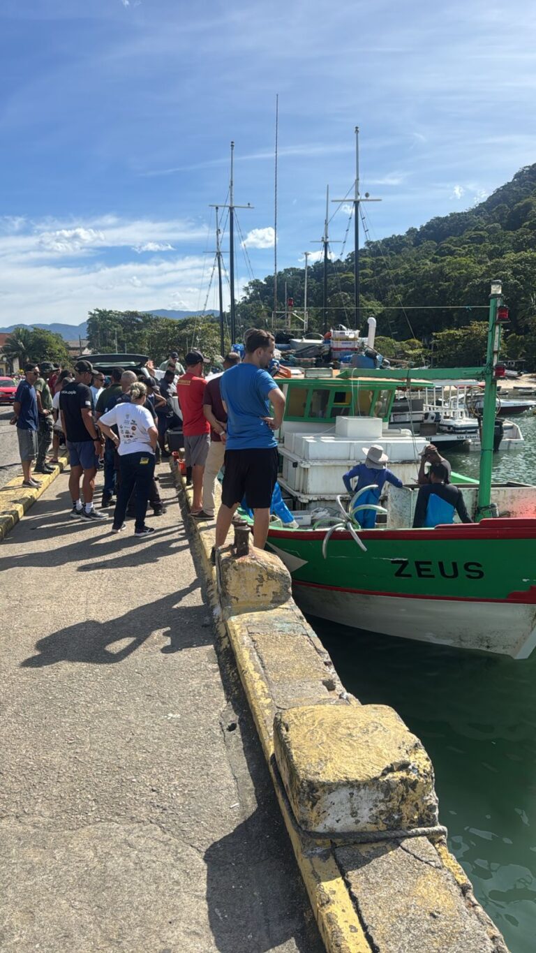 Ubatuba: fiscalização apreende 5 toneladas de peixe irregular