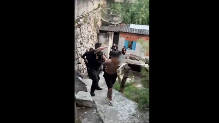 Dois homens são presos por roubo com tortura