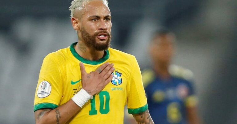 Sete jogadores do Brasileirão são convocados para a Copa
