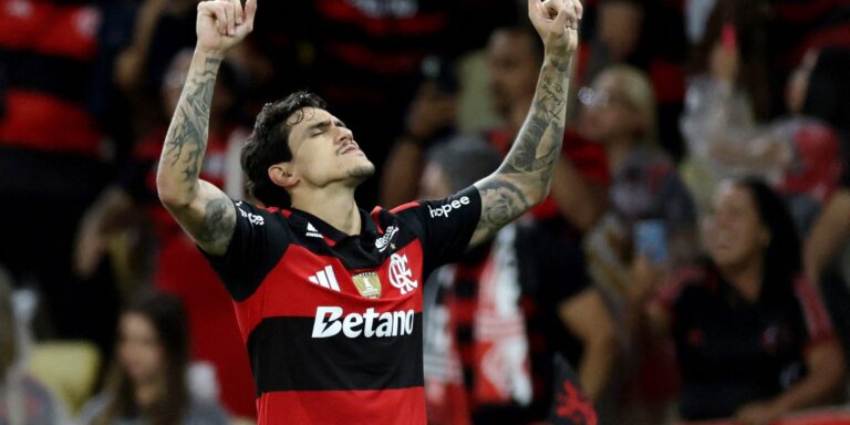 Flamengo se classifica para as oitavas