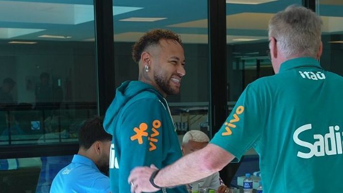 Neymar ausente em treino, exames são requisitados