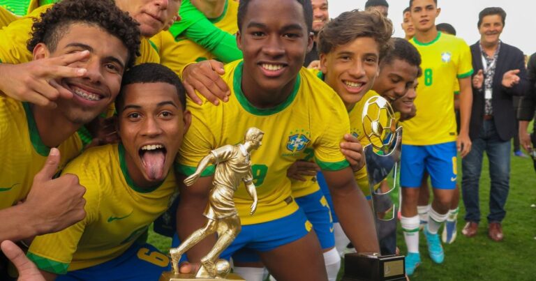 22 convocados para 2026 têm passado nas bases