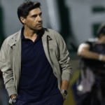 Abel Ferreira busca vitória inédita contra o Flamengo