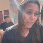 Jovem relata pânico de tubarões durante 42 horas