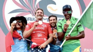 Surfista de São Sebastião conquista medalhas no Pan-americano