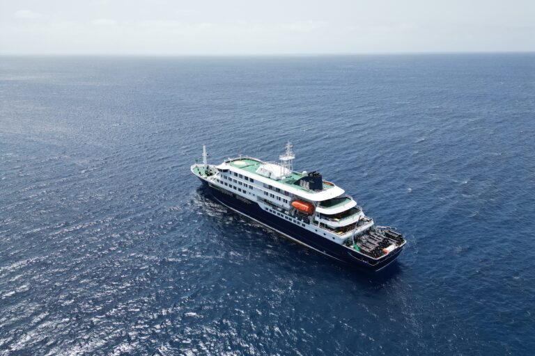 Surto de hantavírus em navio de cruzeiro