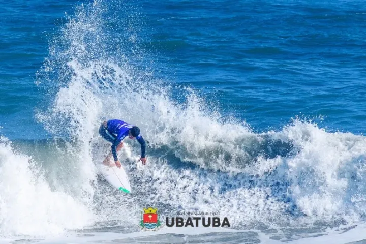 Dois surfistas de Ubatuba disputam o Vivo Rio Pro